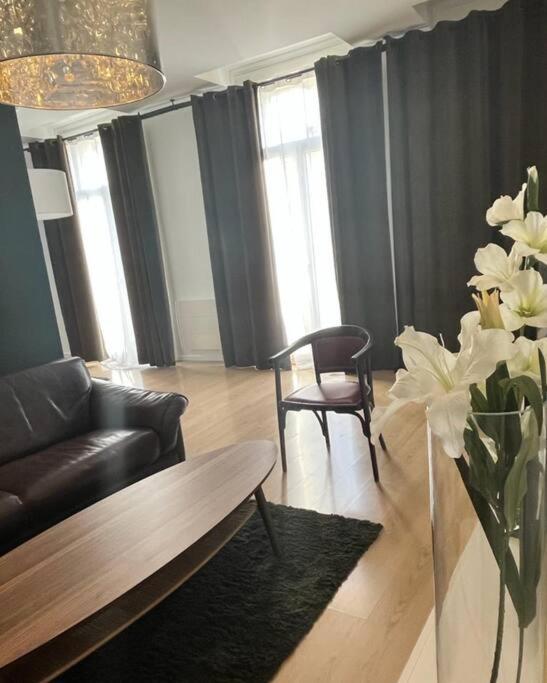 Vigne Et Mer-Spacieux Appartement Haussmannien-2Chambres-Wifi Beziers Ngoại thất bức ảnh